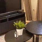 Sunny 2br In Prime Location * Brisbane