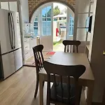 Mains Rd Single Room M6