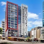 Stylish 1Br Valley Stay With Secure Car Park