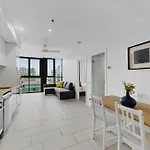 Stylish 1Br Valley Stay With Secure Car Park