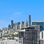 Top-floor View At Newstead Towers * Brisbane
