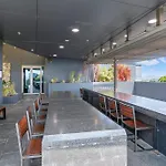 Mosaic Vista - Skyline Views Above Fashion Precinct