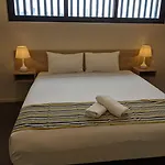 The Windsor, Hotel Rooms & Apartments