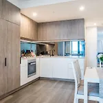 Apartment Impeccable 2-bed With Pool & Outdoor Dining Brisbane