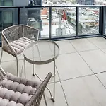 Impeccable 2-bed With Pool & Outdoor Dining Apartment