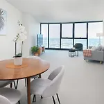 Apartment Skyline View High Floor 2br With Sofa Bed And Free Parking