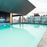 Impeccable 2-bed With Pool & Outdoor Dining Apartment *