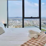 Apartment Skyline View High Floor 2br With Sofa Bed And Free Parking
