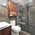 Skyline View High Floor 2br With Sofa Bed And Free Parking Apartment Brisbane