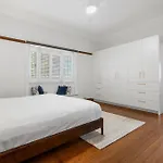 Holiday home Family-friendly In Vibrant West End