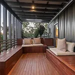 New Farm Apartment With Private Balcony & Bbq