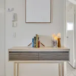 Bright 2-bed With Private Balcony & Serene View Brisbane