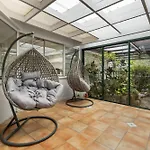 Family Home Near North Brisbane Parks