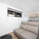 Newly Renovated Modern 2Br Self-Contained Unit