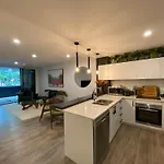 Urban Retreat Homestay - Shared Apartment With Queen Bed And Private Ensuite