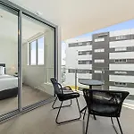Apartment Duncan Street West End *