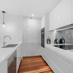 Apartment River Place *