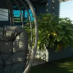 Walk To South Brisbane & Convention Centre