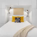 Spacious 2-bed Unit With Balcony Next To The Gabba Apartment Brisbane