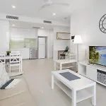 Beautiful Unit With Gym And Pool Near Museums