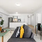 1-Bed Brisbane City Centre With Pool, Bbq & Gym
