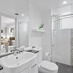 Chic 2-bed & 5 Minutes Walk To Qpac Brisbane