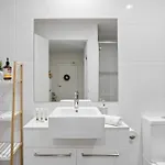 Spaciously Bright 1-bed Apartment