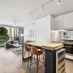 Cosy 2-Bed With Pool Bbq Area And Secure Parking