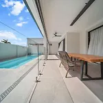 Comfortable 5Br Stay In Prime Sunnybank With Pool