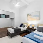 Spacious 3Br Heritage Apartment With Pool, Parking