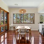 Peaceful Balmoral Family Retreat 4 Bedroom