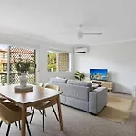 Spacious 2-bed Near Centre Apartment Brisbane