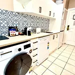 Apartment Cozy In Adina Cbd Anzac Square *