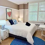 Cozy In Adina Cbd Anzac Square * Brisbane