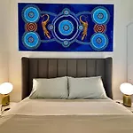 Brisbane\'S Highest Rated 3 Bedrooms Luxury Apartment In Skytower -61St Floor- Incredible Views -Complimentary Wifi, Drinks, Snacks & Streaming Access