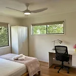 Welcome To Your Leafy Retreat In Graceville!