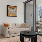 Queens Wharf Gem Stylish 1br In Bnesnew Landmark Brisbane