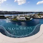 Sunset Rooftop Pool, Stunning Views, Private Park, Gym, Walk To Gabba Apartment Brisbane