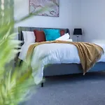 Sunset Rooftop Pool, Stunning Views, Private Park, Gym, Walk To Gabba Apartment Brisbane