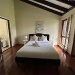 Cozy 1Br Flat In Sunnybank Solo And Couple Travelers