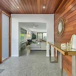 Elegant Ascot Retreat Central Three Bedroom Home