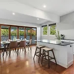 Spacious Upper 3Br Family Home In Quiet Tarragindi