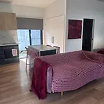 Cherrie Studio Guest House & Court Yard