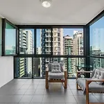 Cbd Resort-Style Stay Pool, Gym, Parking Walk To Waterfront