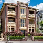 Rapunzels Art Deco Hideaway In New Farm