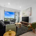 Spacious Panoramic 2br Apartment, Parking And Views * Brisbane