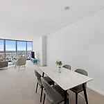 Luxury 2Bedroom Sky High Residence With Panoramic View