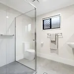 Modern Studio With Garden Views In Shared Home