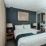 Birrunga View Apartment 2 Bedroom & Parking