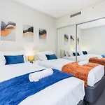 Apartment Oaks Gorgeous 2br With Pool, Parking, Gym Brisbane